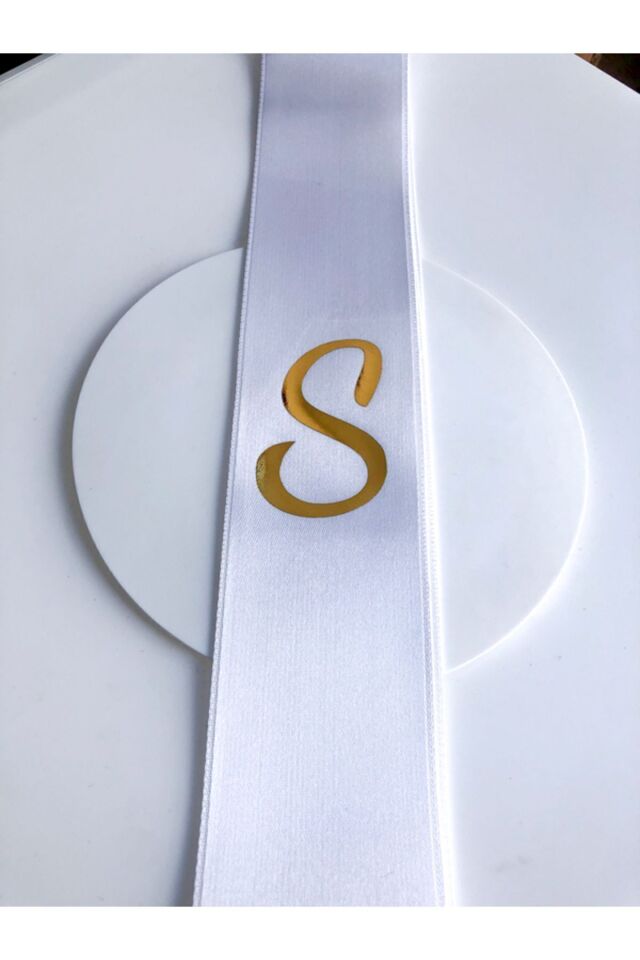 Kişiye Özel Gold Gümüş Baskılı Takı Kurdelesi 6 Cm Eninde 2 Metre 2 Adet Harf Baskılı (TARİHSİZ)